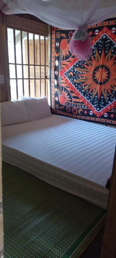 Du Gia Van Chung Homestay Lang Cac ภายนอก รูปภาพ