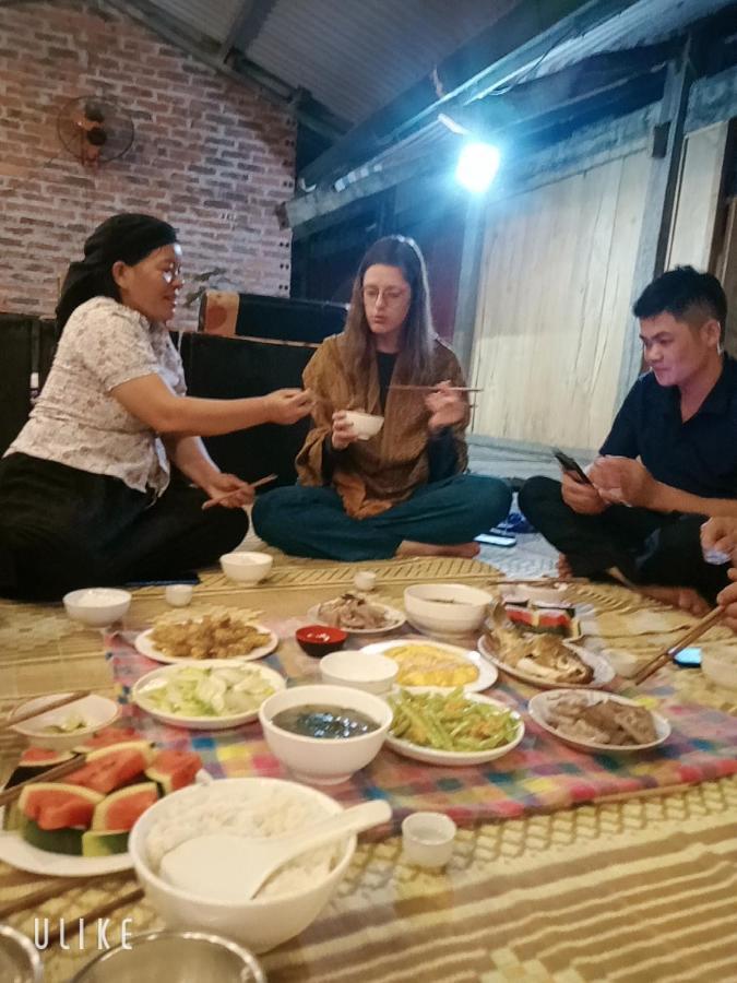 Du Gia Van Chung Homestay Lang Cac ภายนอก รูปภาพ